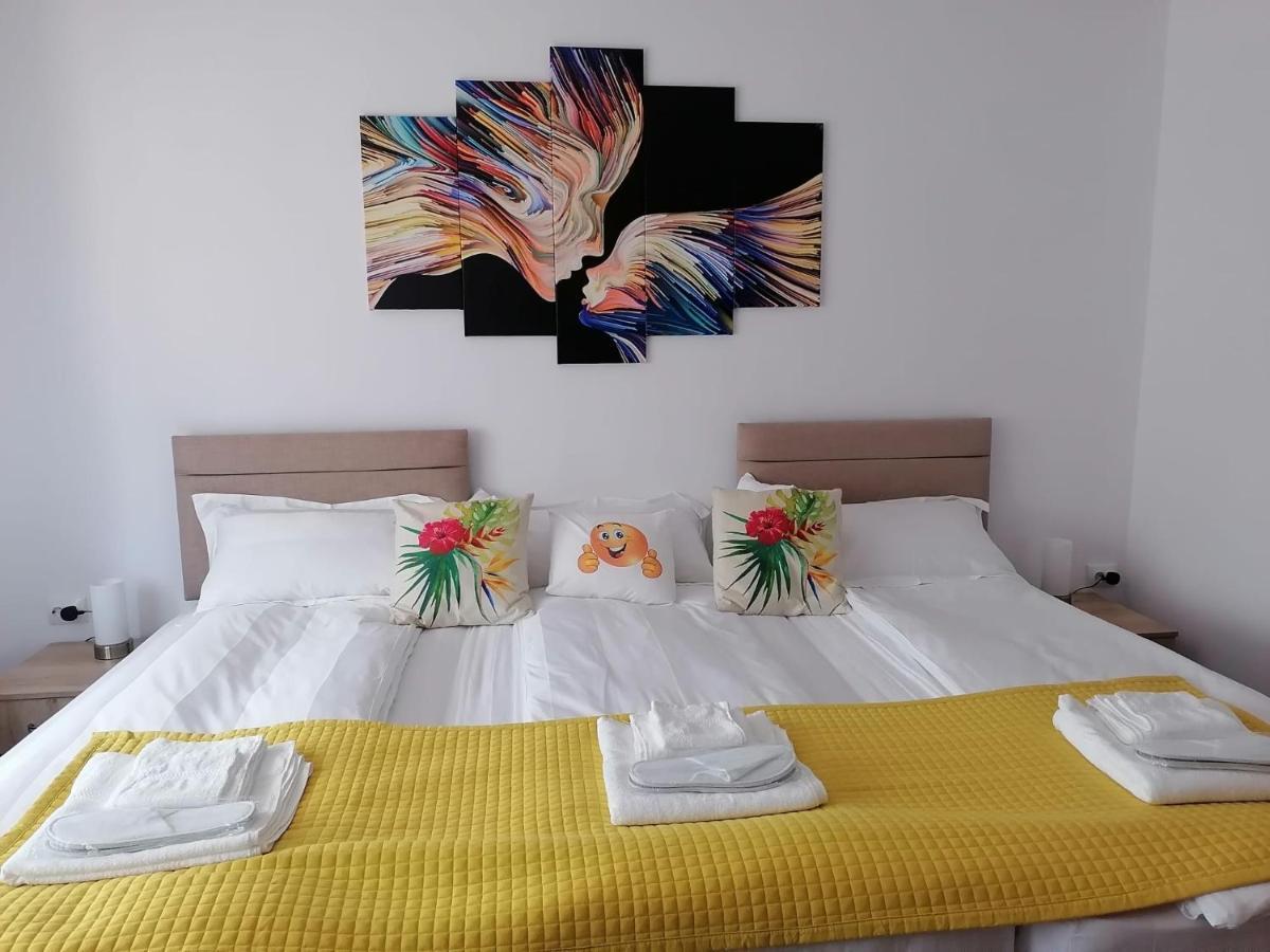 Happy House Apartment ฮูเนโดอารา ภายนอก รูปภาพ
